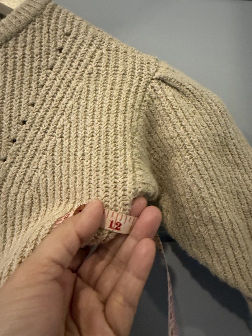 OLD NAVY CREW NECK LONGSLEEVE SWEATSHIRT (2y) (Category: Babies & Kids Fashion) located in Lipa City. Submitted by upcycle_alley (Listing ID 1461950598, Image 3). Description: .