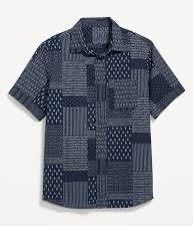 Old Navy Men's Patchwork Print Short Sleeve Button-Up Shirt (Category: Tshirts & Polo Shirts ) located in Plaridel. Submitted by ilovebubu28 (Listing ID 1461801788, Image 2). Description: - Old Navy short sleeve shirt - Cool patchwork print - Navy blue with subtle grey pattern - Button-up front - Features a chest pocket - Perfect for casual wear - Pairs well with shorts or jeans.