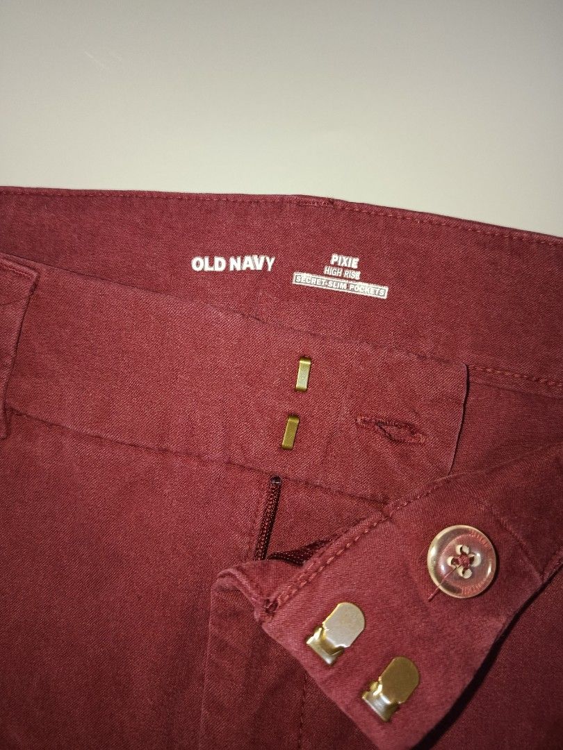 Old Navy Slim Fit Pants (Category: Jeans) located in Pasig City. Submitted by lemuel29 (Listing ID 1461904510, Image 3). Description: Old Navy Slim Fit Pants Size: 30 waist MOD: Lalamove or J&T Pm for more info! .