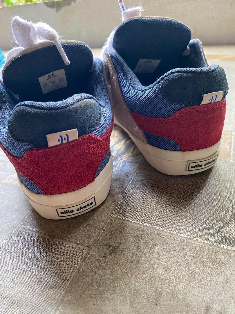OLLIESKATE BULK SHOES (Category: Casual Shoes) located in Dipolog. Submitted by 2hccollective (Listing ID 1461925837, Image 3). Description: GOOD CONDITION NO ISSUE 9/10 COLORATE SIZE 37 EURO 23.5 CM.