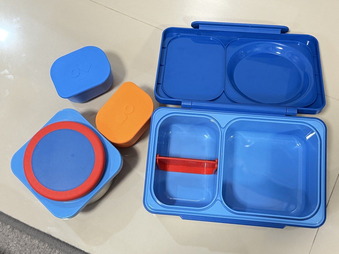 Omielife OmieBox Up (Blue) (Category: Food Organization & Storage) located in Gapan. Submitted by trxmyjs (Listing ID 1461890265, Image 2). Description: Used only on the first week of school Too heavy for my kinder Free snack cups 3,299 + 899 original price.