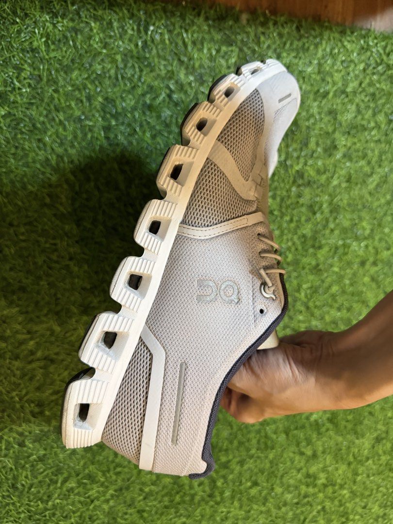 ON CloudTec Running Shoes (Category: Casual Shoes) located in Paranaque City. Submitted by xavierllamas (Listing ID 1461923391, Image 3). Description: - ON CloudTec running shoes - Size: US 9 / UK 8.5 / EU 42.5 - Color: Light grey and beige - Versatile: Great for running or everyday wear - Condition: Soles show some signs of use, but plenty of life remaining. Laces are intact. - Ready for your next adventure! -Lightly Used.