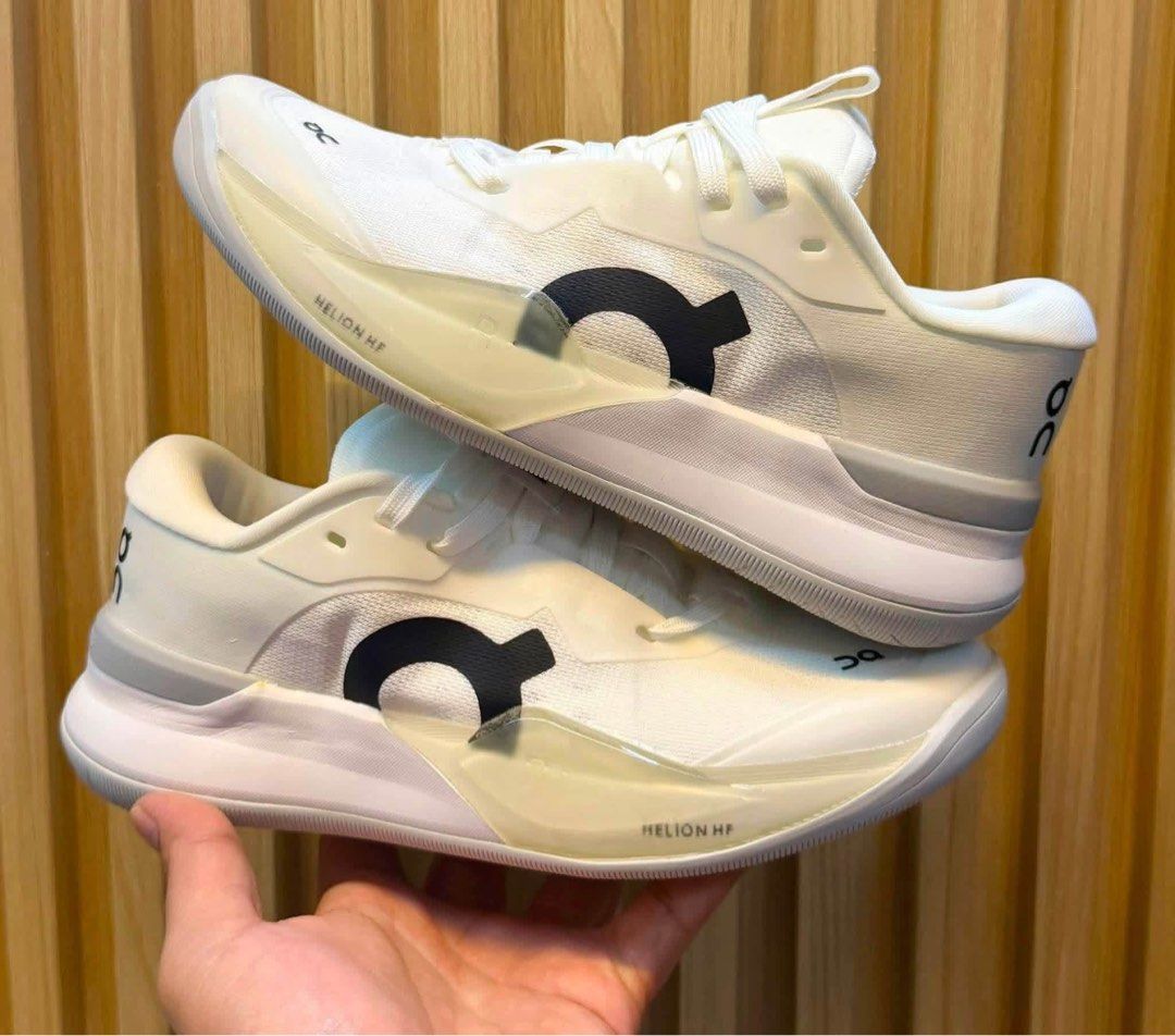On The Roger Pro 3 (Category: Sneakers) located in Manila. Submitted by YSABELLE_MARGARETTE (Listing ID 1461819352, Image 2). Description: size 41-45 (men available) lalamove courier around metro manila, J&T courier outside manila PAYMENT FIRST THRU GCASH OR BDO.