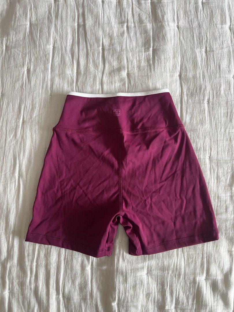 [ONHAND] Glassons - Tipped V Front Active Short Berry (Category: Activewear) located in Cebu City. Submitted by angel.energyph2 (Listing ID 1461834481, Image 3). Description: 🏷️ 600 each Size S * Waist: 27.5” * Hips: 37.5” Size XS * Waist: 25.5” * Hips: 35.5” - Brand new without tag - Size XS & S - Cross over V front waistband - Contrast tipped detailing - Buttersoft stretch fabrication - Designed for training and everyday wear .