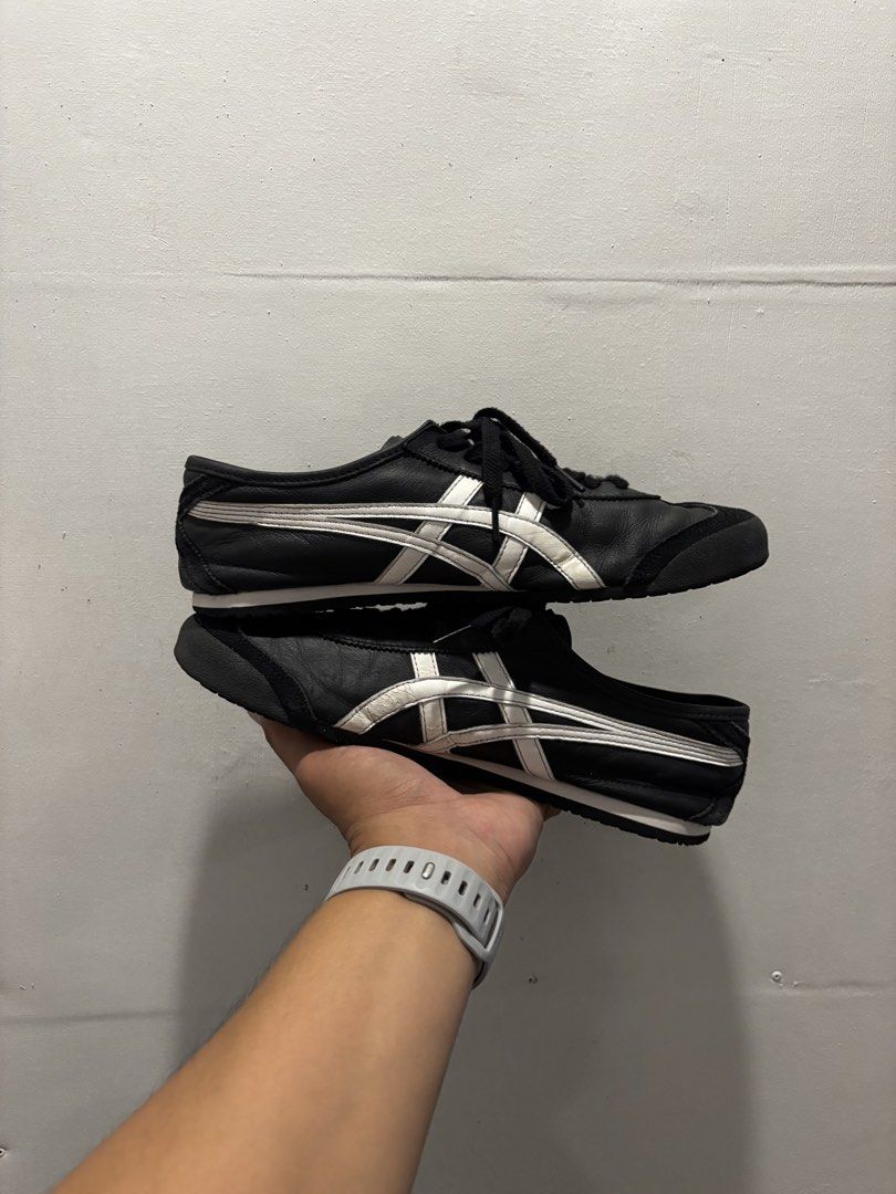 Onitsuka Tiger Mexico 66 “Black/White” (Category: Sneakers) located in Valencia. Submitted by bukidthrift (Listing ID 1461977345, Image 3). Description: SIZE 9 US | 8 UK | 42.5 EUR | 27 CM VERY GOOD CONDITION NOTE: THRIFTED PAIR ONLY. PLEASE MANAGE YOUR EXPECTATIONS. PAYMENT FIRST ✅ NO COD/COP ❌ MOP - GOTYME BANK/GCASH 💳 BUKIDNON MINDANAO LOC 📍.