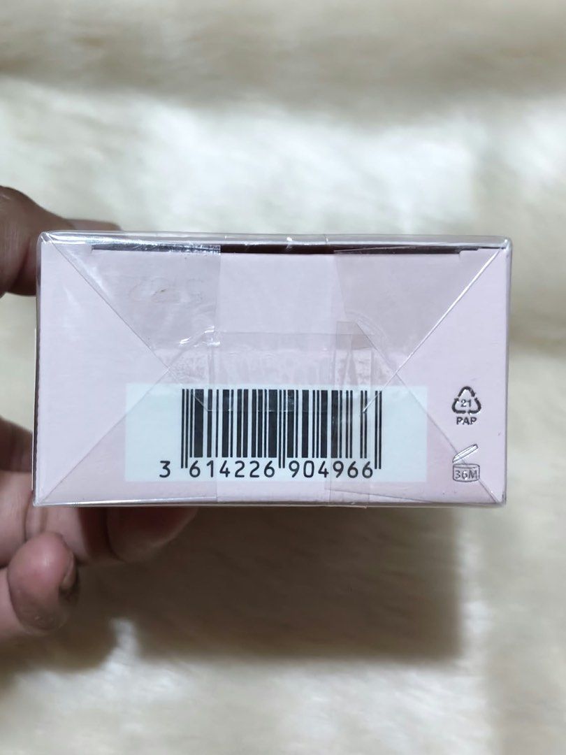 Original Burberry Brit Sheer EDT 100ml. (Category: Fragrance & Deodorants) located in Quezon City. Submitted by docshop.orig (Listing ID 1461923804, Image 2). Description: 🌺 A fresh, clean, playful scent..