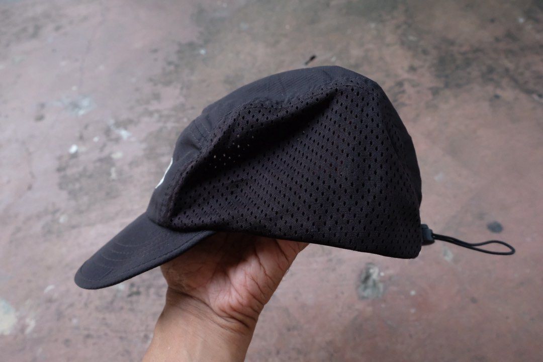 Outdoor Products Black camp hat (Category: Caps & Hats) located in Cainta. Submitted by r.m.j. (Listing ID 1461868458, Image 3). Description: - Brand: Outdoor Products - Color: Black - Features: Breathable mesh panels on sides and back - Fit: Adjustable drawstring at the back - Ideal for: Outdoor activities and casual wear Osfa Camping Soft brim Condition : 9/10 .