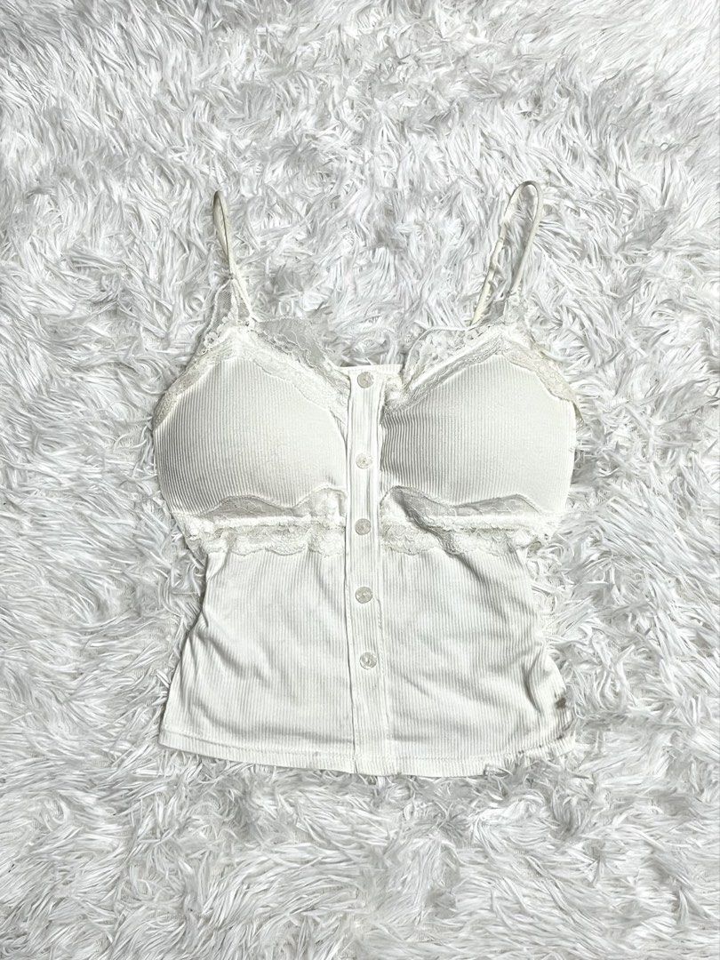 Padded Top (Category: Blouses) located in Angono. Submitted by lovellyel (Listing ID 1461978806, Image 1). Description: .