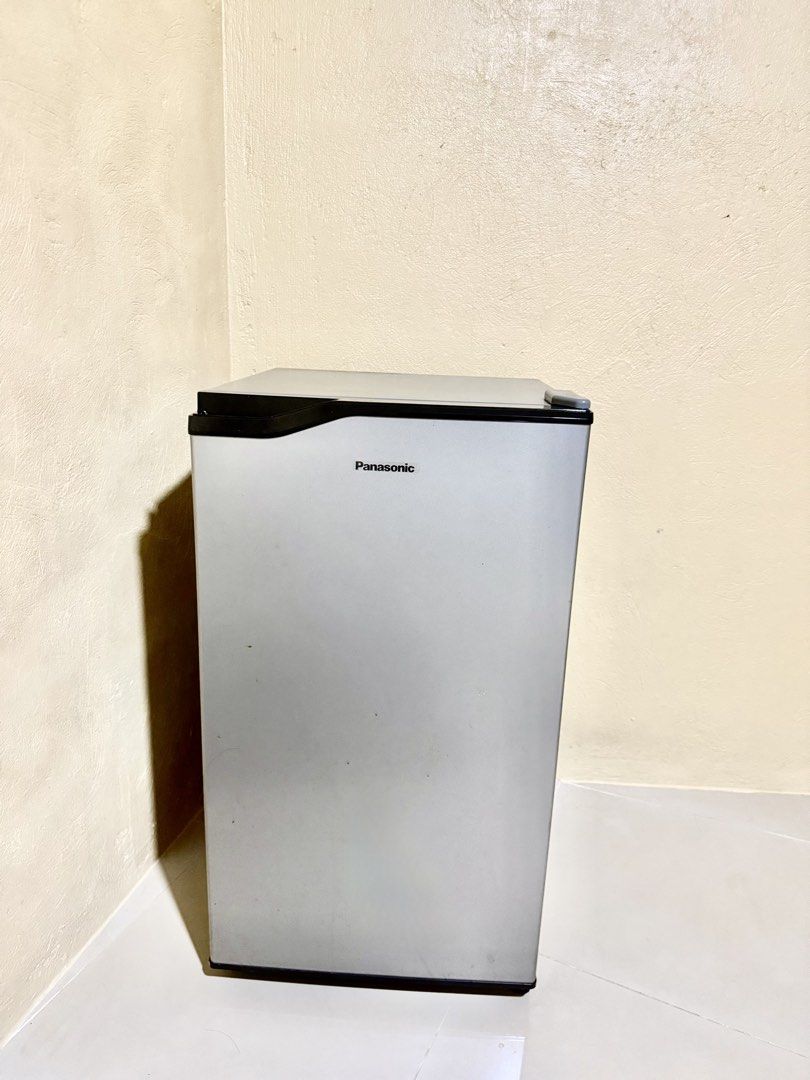 Panasonic Mini Fridge Inverter (Category: Refrigerators and Freezers) located in Noveleta. Submitted by 4ilistings (Listing ID 1461970052, Image 1). Description: Panasonic NR-AQ151NS 5.2 cu. ft No motor issues. 1 Dent (see photo) Looks new. Only used for few months. RFS: Tenant's Payment Key Specifications & Features: Capacity: 5.2 cu. ft. (148 Liters gross) Dimensions (W x D x H): 540 x 600 x 997 mm ⚠️⚠️⚠️SURE BUYERS ONLY⚠️⚠️⚠️ ❕❕❕❕NO LOW-BALLER
