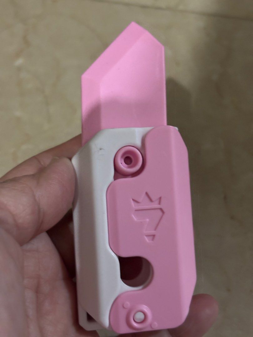 Per pc fidget knif (Category: Other Stationery & Craft) located in Manila. Submitted by vintageaccessories (Listing ID 1461846976, Image 3). Description: .