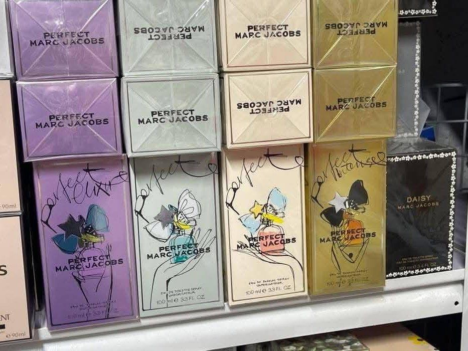 PERFECT MARC JACOBS PERFUMES | PREMIUM QUALITY (Category: Fragrance & Deodorants) located in Quezon City. Submitted by embereshop2 (Listing ID 1462034007, Image 1). Description: 📌 Perfect for yourself or as a gift! ✨ Whether you’re treating yourself or looking for a gift for birthdays and any special occasion, this is a great choice. 💗 The scent is very close to 0G and long-lasting, perfect if you want something that smells premium without goin