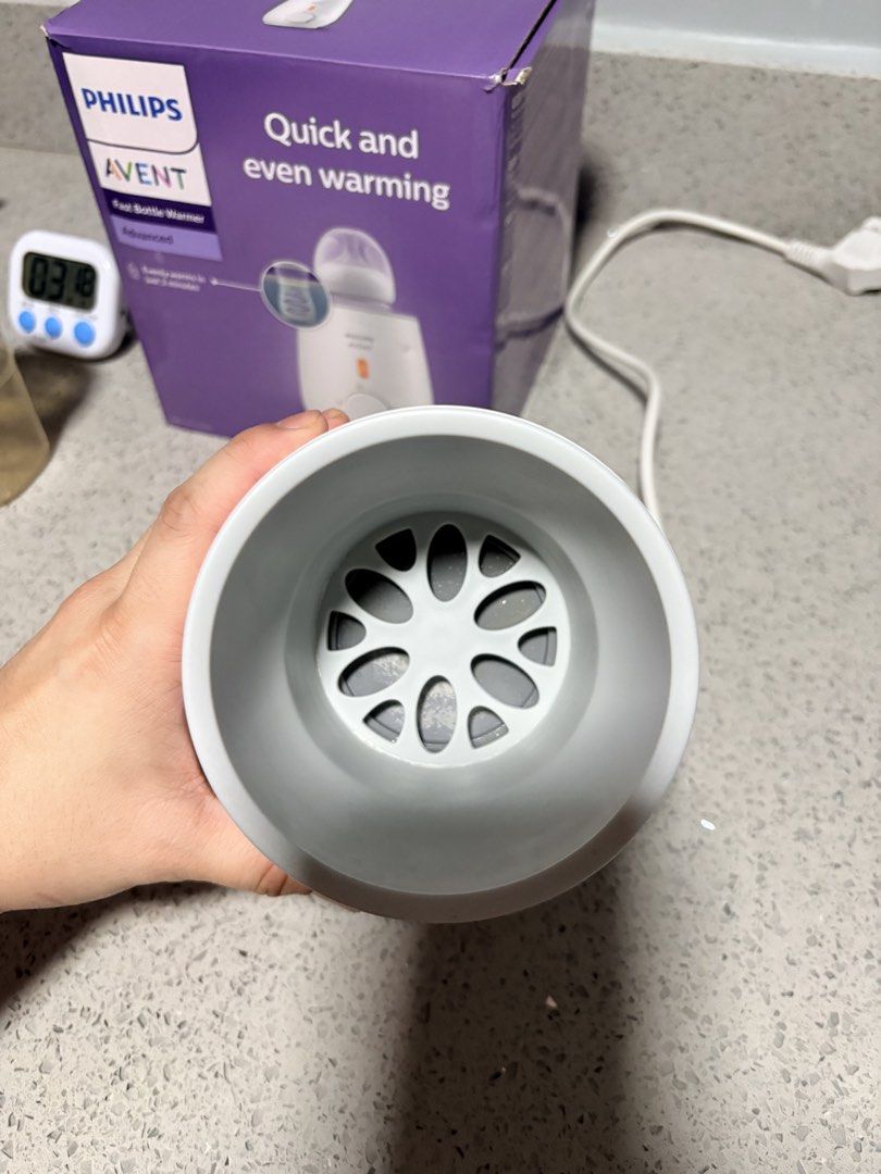 Philips Avent Fast Bottle Warmer (Category: Breastfeeding & Bottle Feeding) located in Dasmarinas. Submitted by the_zoneshop.ph (Listing ID 1461967582, Image 3). Description: - Philips Avent Fast Bottle Warmer - Heats bottles quickly and evenly - Easy-to-use temperature control dial - Compact design, saves counter space - Ideal for busy parents on the go - Includes original box.