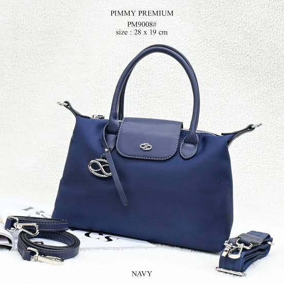 Pimmy Premium (Bkk brand) (Category: Tote Bags) located in San Juan City. Submitted by ja62493 (Listing ID 1461848076, Image 1). Description: Pimmy Premium Thailand multi way tote bag Once used too small for me, im a big bag kind of girl ;).