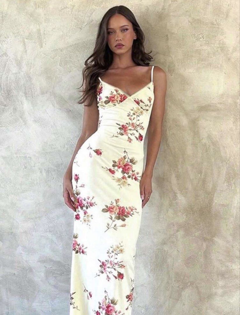 Pink summer dress beach style halter (Category: Dresses) located in Manila. Submitted by venus_demilo (Listing ID 1461840841, Image 1). Description: .