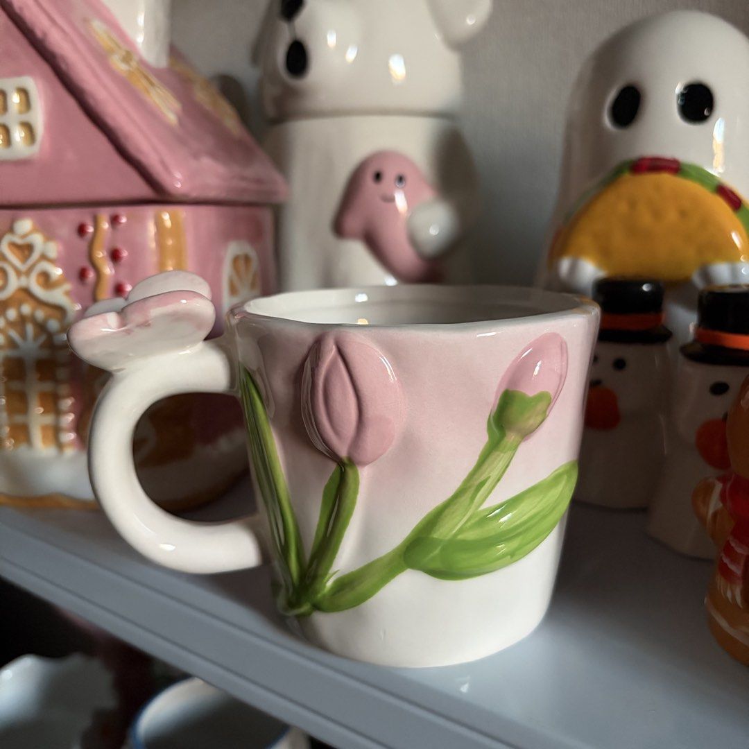 Pink Tulip Butterfly Handle Ceramic Mug (Category: Coffee & Tea Tableware) located in Manila. Submitted by itsandrea (Listing ID 1461930121, Image 1). Description: 🌷🌷🌷🌷🌷.