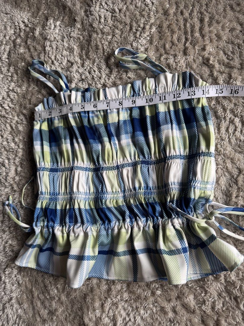 Plains & prints Sari Sari lucena small (Category: Sets or Coordinates) located in Calamba. Submitted by zarahzion (Listing ID 1462021340, Image 2). Description: Plains & prints sari sari lucena Sold as set Top Small Skirt XS Plus sf.