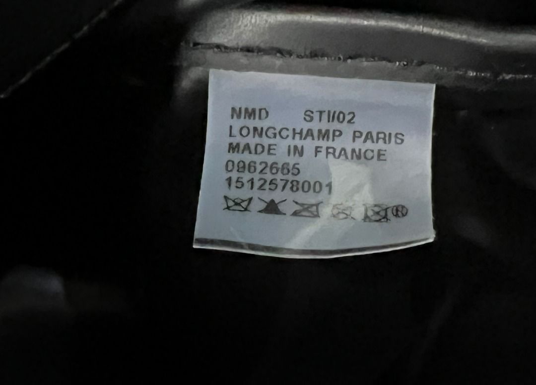 Pliage Energy Top Handle Bag - Longchamp (Category: Luxury Bags & Wallets) located in Manila. Submitted by hyper.hertz (Listing ID 1461817632, Image 3). Description: .