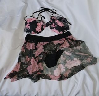 (Category: ) located in . Submitted by cherry_miss (Listing ID 1461947342, Image 1). Description: .
