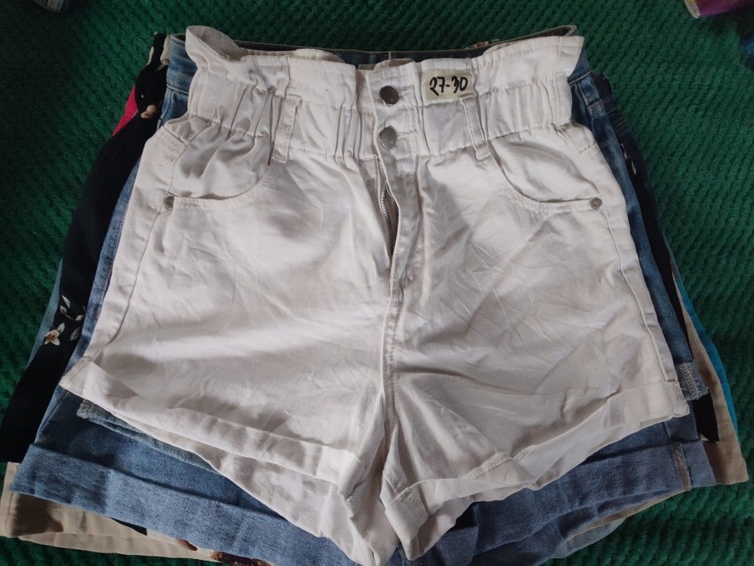 Plus size shorts (Category: Shorts) located in Pagadian. Submitted by shielaso (Listing ID 1461860211, Image 2). Description: 100-150 large to 3XL US Brand.