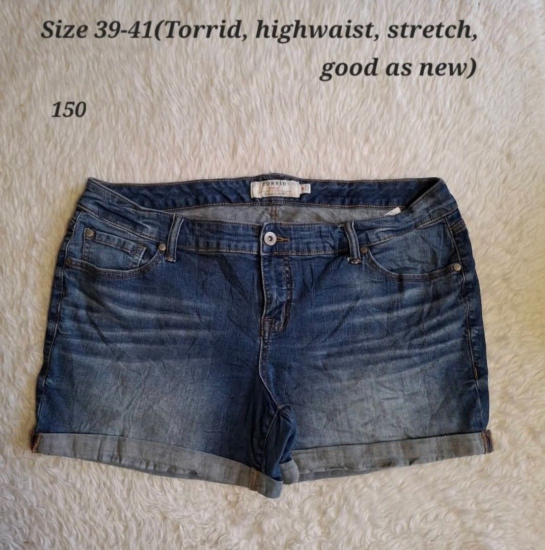 Plus size shorts (Category: Shorts) located in Pagadian. Submitted by shielaso (Listing ID 1461908457, Image 1). Description: 3XL add 80 for shipping fee.
