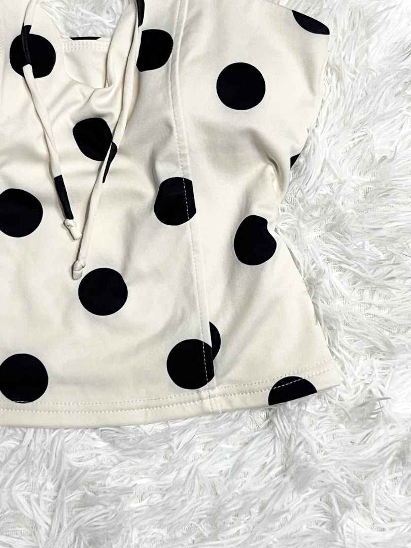 Polka Self-Tie (Category: Blouses) located in Angono. Submitted by lovellyel (Listing ID 1461978481, Image 3). Description: .
