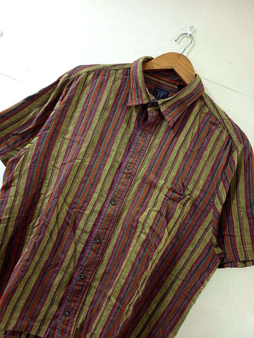 Polo Club (Category: Tshirts & Polo Shirts ) located in Manila. Submitted by skippypeanut1331 (Listing ID 1461963424, Image 2). Description: 23x25.5 Medium-Large Very good Condition color rate: 8.9/10 issue: buttons loose stitch..