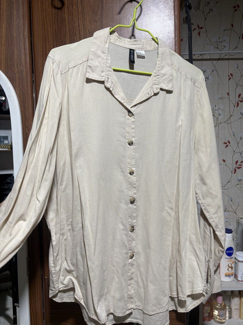 Preloved Items (Category: Blouses) located in Villasis. Submitted by greta_27 (Listing ID 1461844488, Image 3). Description: .