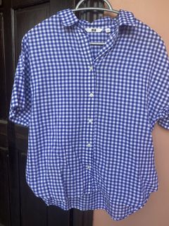 (Category: ) located in . Submitted by sarlicapclothing (Listing ID 1461805641, Image 1). Description: .
