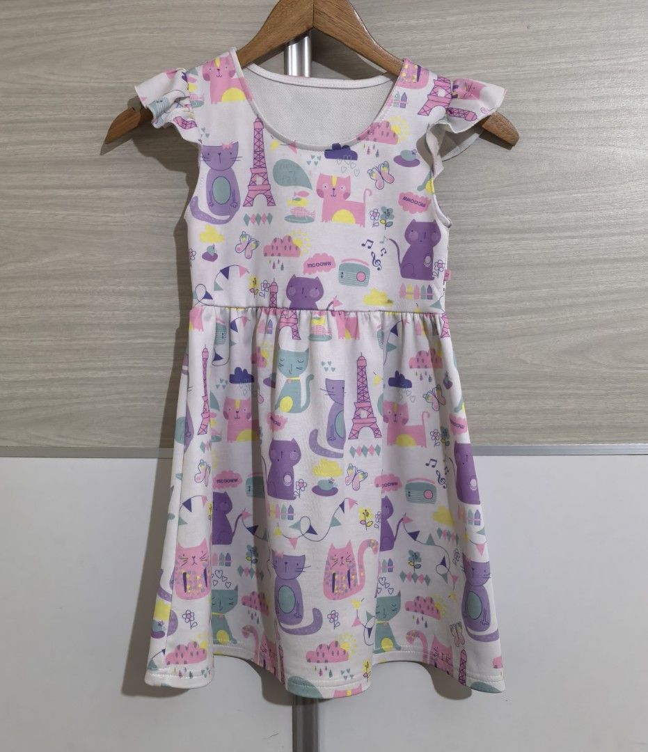 Preloves Dress | Age: 5 (Category: Babies & Kids Fashion) located in Meycauayan. Submitted by preloved_items_j (Listing ID 1461854031, Image 1). Description: Length 26 inches Waist 24 inches.