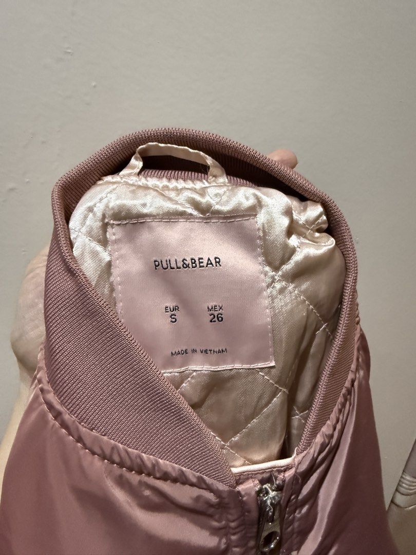 Pull&Bear Pink Satin Bomber Jacket (Size S) (Category: Coats, Jackets and Outerwear) located in Manila. Submitted by kcarmelo (Listing ID 1461960360, Image 3). Description: Barely used.