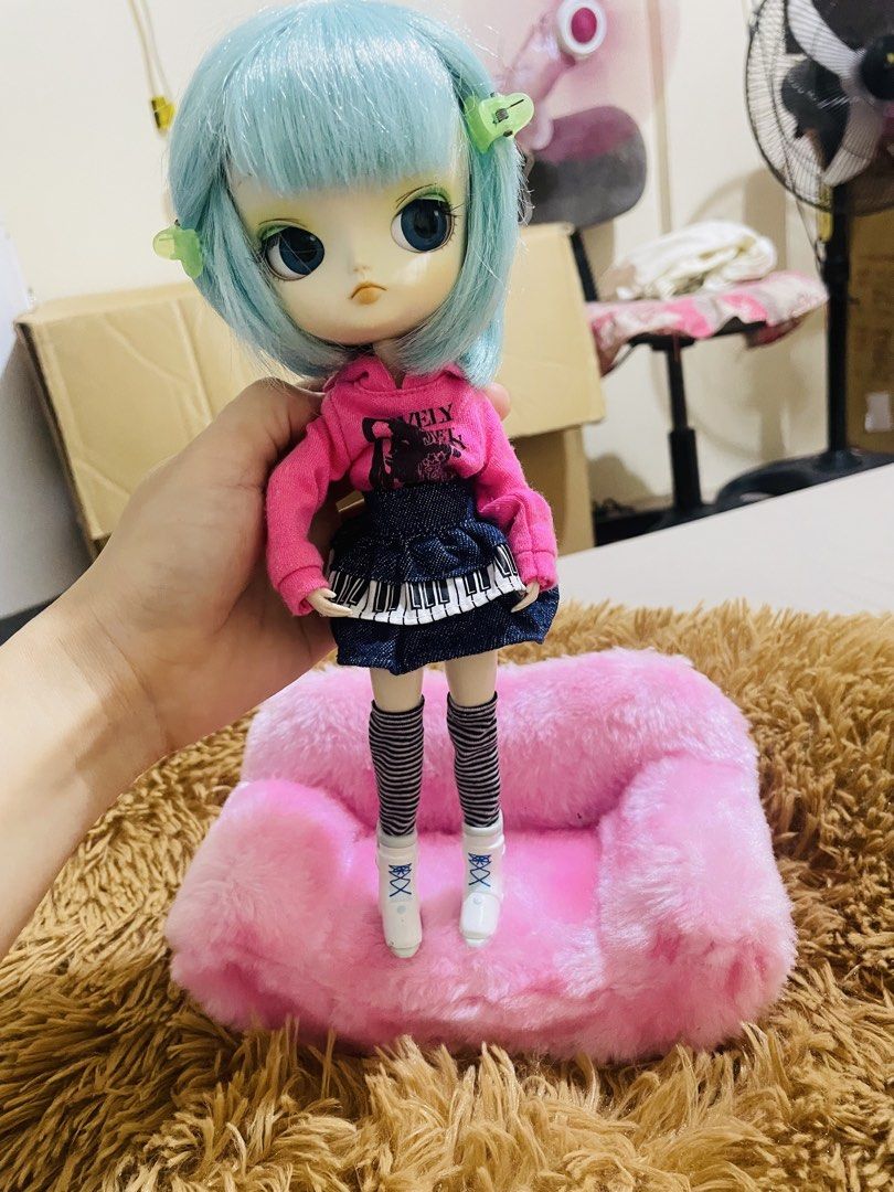 pullip doll (Category: Kids Toys) located in Manila. Submitted by fiercewhale.c4f0e2 (Listing ID 1461895810, Image 2). Description: like new.
