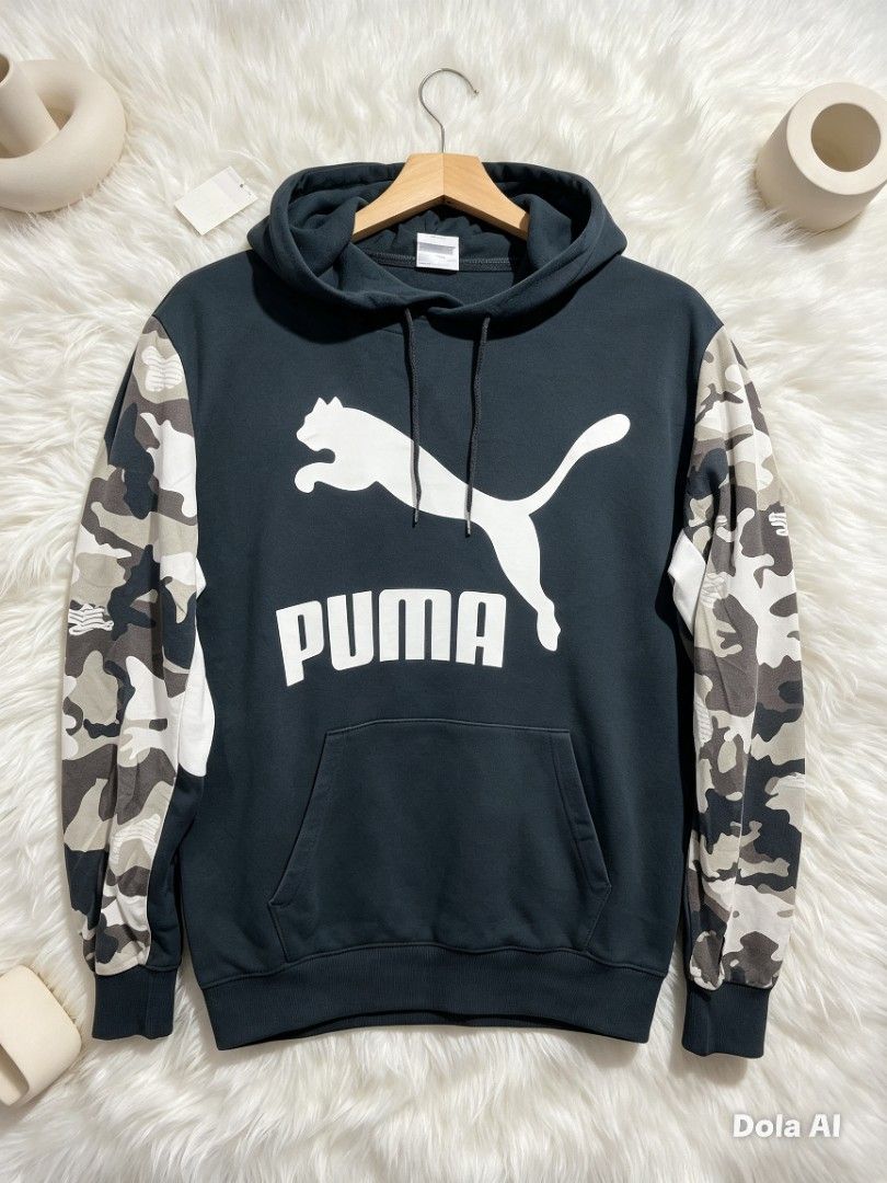 Puma Hoodie Camo Sleeve (Category: Hoodies) located in Manila. Submitted by momofunodos (Listing ID 1461862545, Image 1). Description: ALL ITEMS ARE PRE-LOVED ✅Bale source. ✅Ukay thrifted. ✅Manage your expectations these are ukay.( dont expect crispy as new) ✅ Colors may different in person due to camera lens and lights. ✅ There's a sign of usage in every item ✅ Small stain washable stain are normal in ukay we do not considered it as an ISSUE. ✅A
