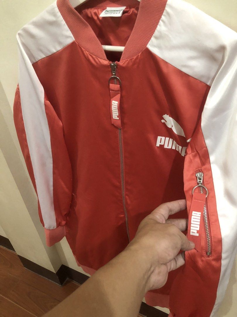Puma Jacket (Category: Coats, Jackets and Outerwear) located in Oas. Submitted by alithrifthunter (Listing ID 1461904394, Image 3). Description: .