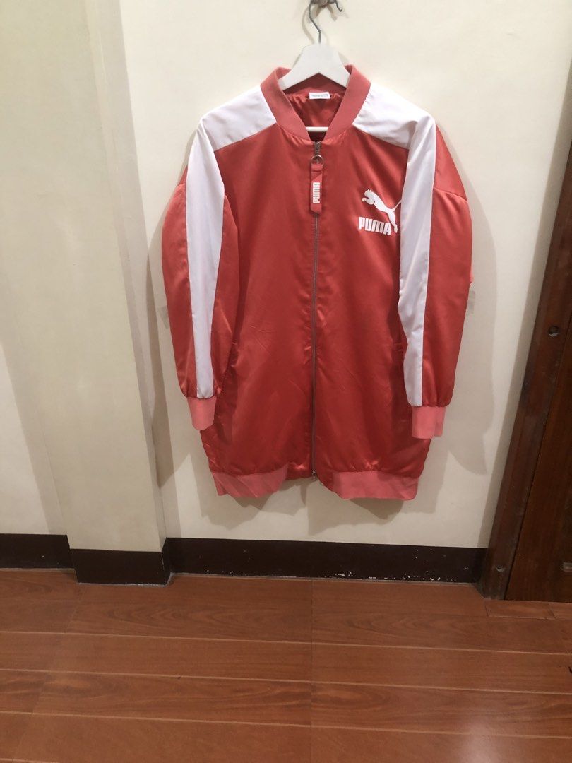 Puma Jacket (Category: Coats, Jackets and Outerwear) located in Oas. Submitted by alithrifthunter (Listing ID 1461904394, Image 2). Description: .