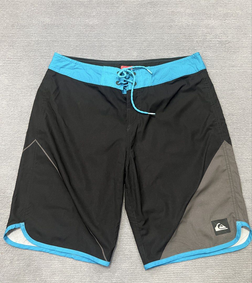 Quiksilver Boardshorts (Category: Swim Trunks & Board Shorts) located in Aparri. Submitted by amnorthloots (Listing ID 1461827329, Image 1). Description: Excellent condition No issue Color rate 9.8/10 Waistline 33”-34” Length 21”.