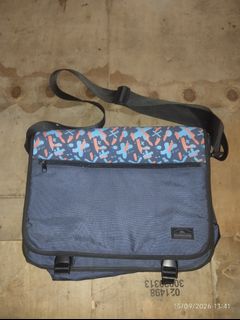 (Category: ) located in . Submitted by thriftjepo01336 (Listing ID 1461887618, Image 1). Description: .
