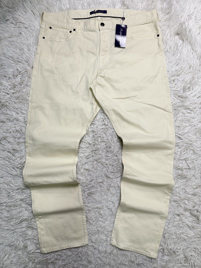 Ralph lauren purple label (Category: Luxury Apparel) located in Baguio. Submitted by sellingtonshop (Listing ID 1461844025, Image 1). Description: r42. Ralph lauren purple label cream jeans pants Size: XL slim fit W: 38 L: 42 Inseam: 31 Leg opening: 7.5 Condition: brand new with hang tag Issue: washable dirt Mine: 2080 Steal: 2280 Grab: 2680.