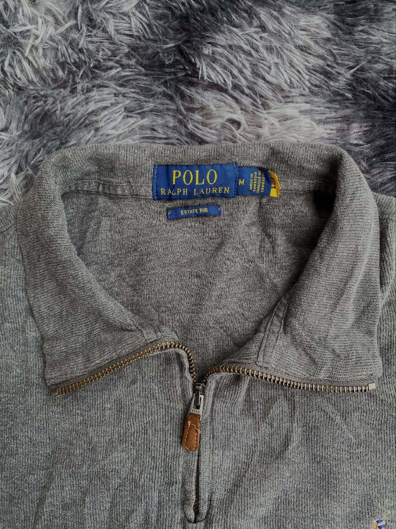 RALPH LAUREN QUARTER ZIP (Category: Coats, Jackets and Outerwear) located in Carmen. Submitted by adingggg (Listing ID 1461961352, Image 3). Description: RALPH LAUREN QUARTER ZIP -LIKE NEW -WITH SCANNABLE QR - LENGTH 26 - WIDTH 23 - NO ISSUE.