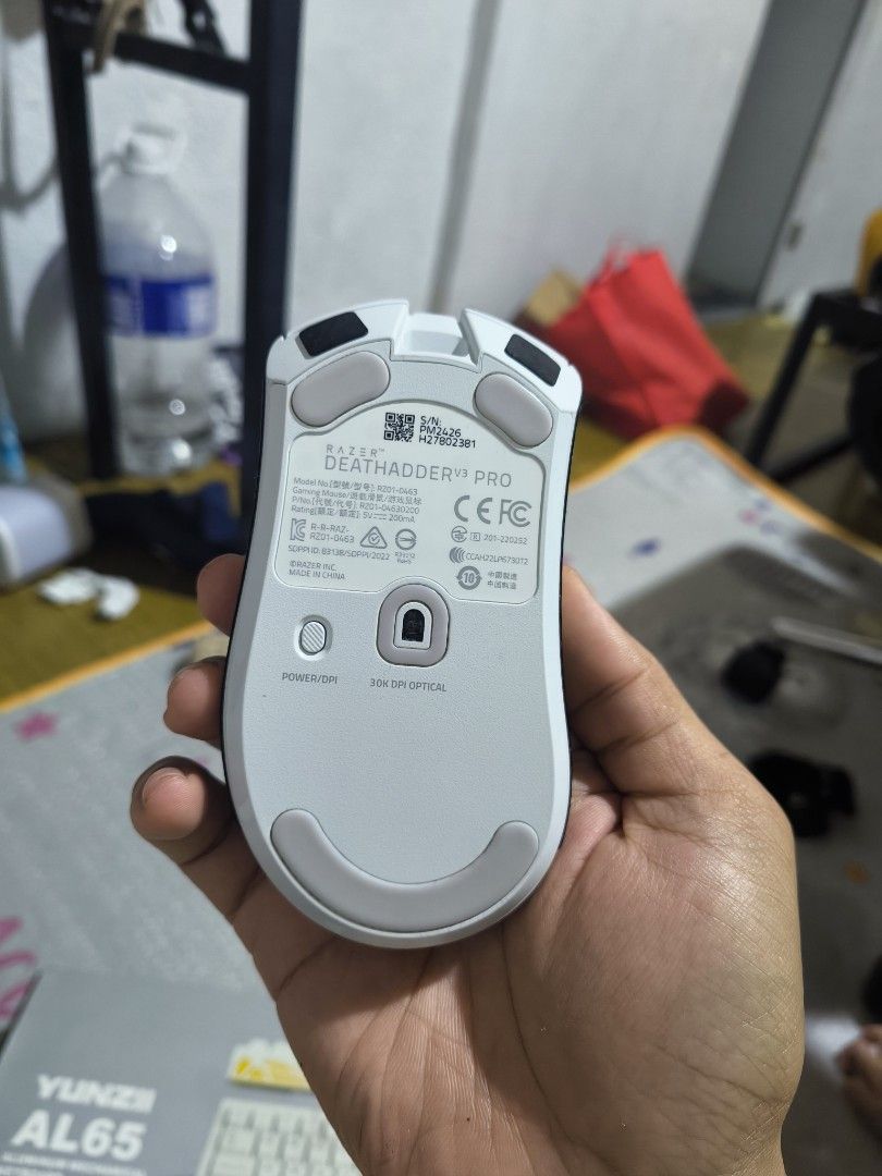 Razer DeathAdder V3 Pro Wireless Gaming Mouse (Category: Mouse & Mousepads) located in Cavite. Submitted by rexramirez15 (Listing ID 1461861209, Image 3). Description: - Razer DeathAdder V3 Pro Wireless Gaming Mouse - Color: White and Black - Sensor: 30K Optical Sensor - Ideal for Gaming - Feel free to ask any questions! fixed price zTanza cavite.