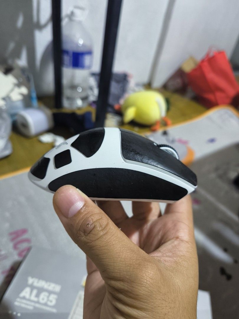 Razer DeathAdder V3 Pro Wireless Gaming Mouse (Category: Mouse & Mousepads) located in Cavite. Submitted by rexramirez15 (Listing ID 1461861209, Image 1). Description: - Razer DeathAdder V3 Pro Wireless Gaming Mouse - Color: White and Black - Sensor: 30K Optical Sensor - Ideal for Gaming - Feel free to ask any questions! fixed price zTanza cavite.