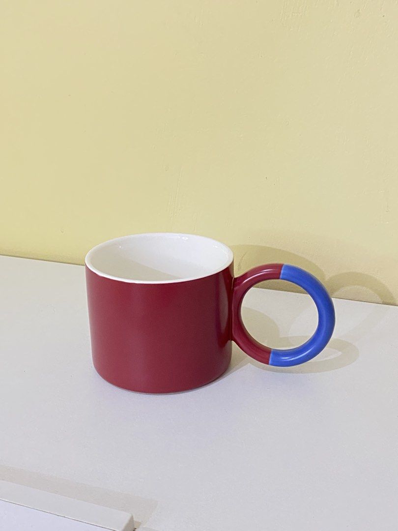 RED AND BLUE MUG (Category: Coffee & Tea Tableware) located in Dasmarinas. Submitted by hannah.oakph (Listing ID 1461830928, Image 2). Description: .