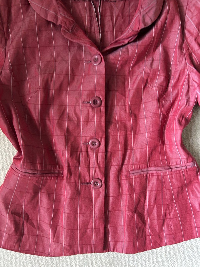Red buttondown top (Category: Blouses) located in Quezon City. Submitted by y2klar (Listing ID 1461980655, Image 2). Description: Red Buttondown top Size-Small-Medium L-23 Width-17 10/10 Condition no flaws..
