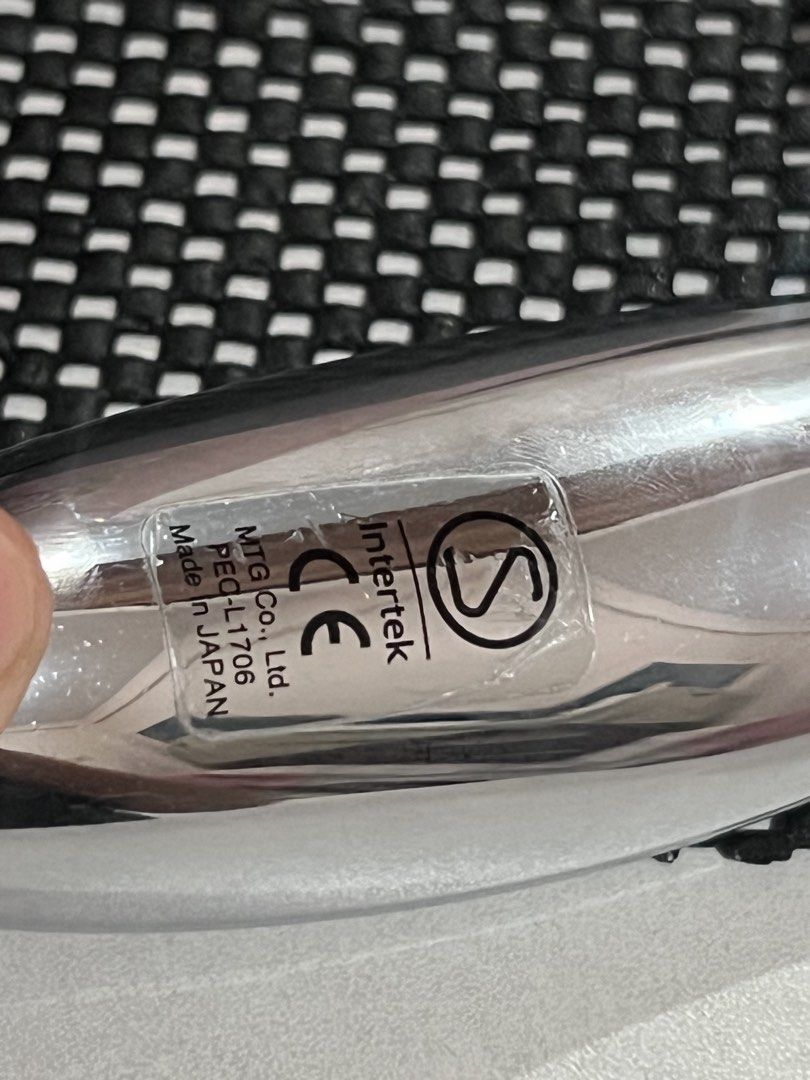 ReFa CARAT Ray Face Roller Made in Japan (Category: Face Care) located in Valenzuela. Submitted by cc_c__cc (Listing ID 1461939405, Image 3). Description: Authentic ReFa CARAT Ray Beauty Roller from Japan (MTG Co., Ltd.) Srp 9-10k php Rfs Decluttering.
