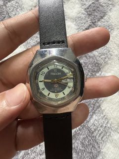 (Category: ) located in . Submitted by thriftas (Listing ID 1461825095, Image 1). Description: .