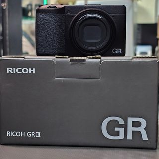 （分類：）位於 。 由 flagshipcamera 提交（商品編號 1461884283，圖片 1）。簡介： 。