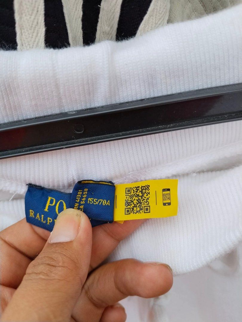 RL White Jogging Pants (Category: Joggers) located in Batangas. Submitted by milxsells (Listing ID 1461810210, Image 2). Description: 28-30/39 No issue Brand new Color rate: 10/10.