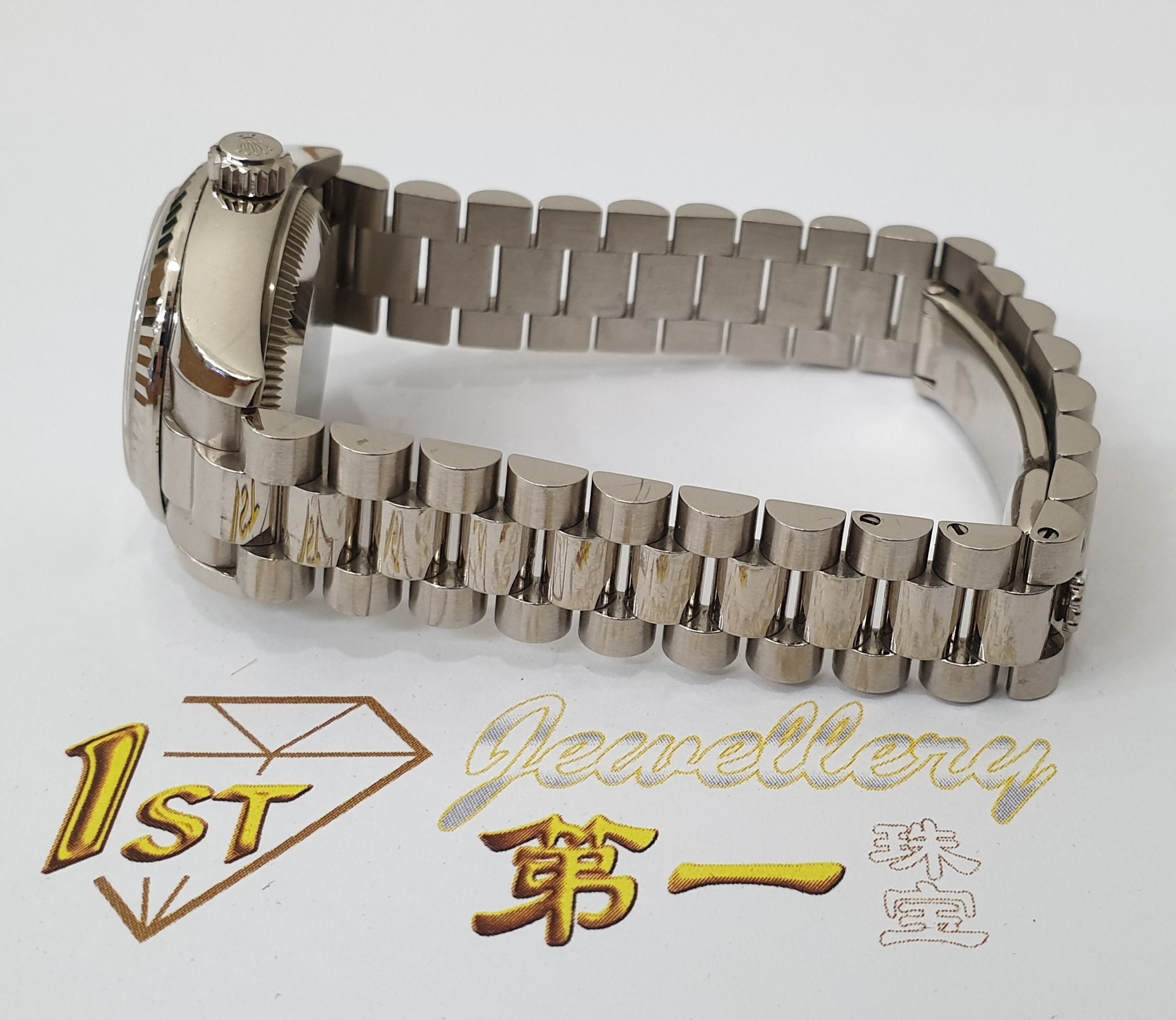 ROLEX DATEJUST 18K WHITE GOLD (Category: Watches) located in Singapore. Submitted by 1stjewelleryfls (Listing ID 1461867994, Image 2). Description: YEAR 2003 Y SERIES .