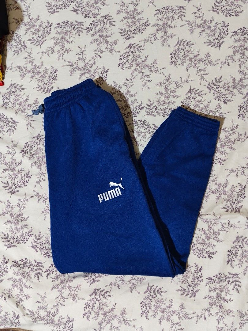 royal blue jogger sweatpants (Category: Joggers) located in Bulacan. Submitted by angel.decluttersx (Listing ID 1461859969, Image 3). Description: for small to medium size pwede pang PE pants brand new pa can be unisex.