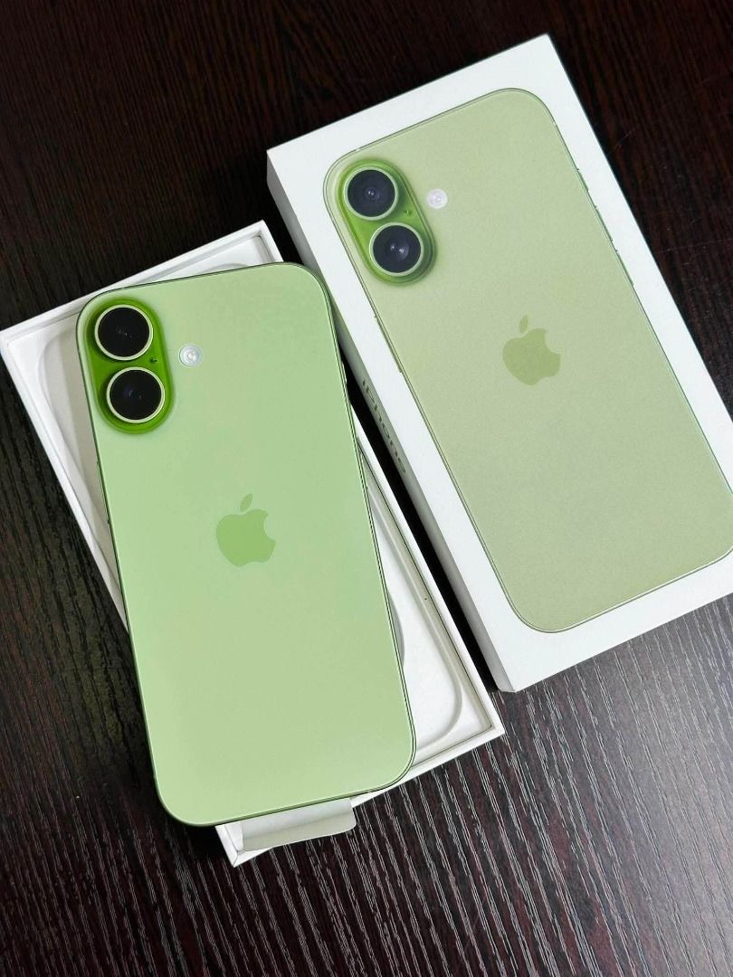 Sage Green Iphone 17 (Category: iPhone 17 Series) located in Caloocan City. Submitted by cza0004 (Listing ID 1461847045, Image 1). Description: For sale only‼️ Iphone 17 256gb sage green 📌First use April 2026 📌Still in 100% battery life with 223 cycle count 📌In excellent condition. 📌No dents, no scratches 📌No issues or anything 📌Warranty until April 2027 📌Original box 📌Original cable/cord (unused dahil may type-c pa ako na ginagamit na or