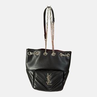 (Category: ) located in . Submitted by maisonmargiela2004 (Listing ID 1461991838, Image 1). Description: .